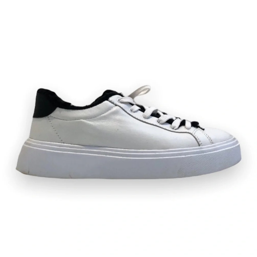 Schutz Sherpa Lined Leather White Lace Up Platform Tennis Shoes Sneakers 8.5